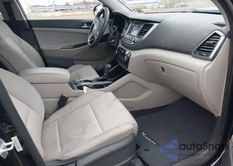 2018 Hyundai Tucson Se z USA, uszkodzony, nr VIN KM8J2CA47JU803802